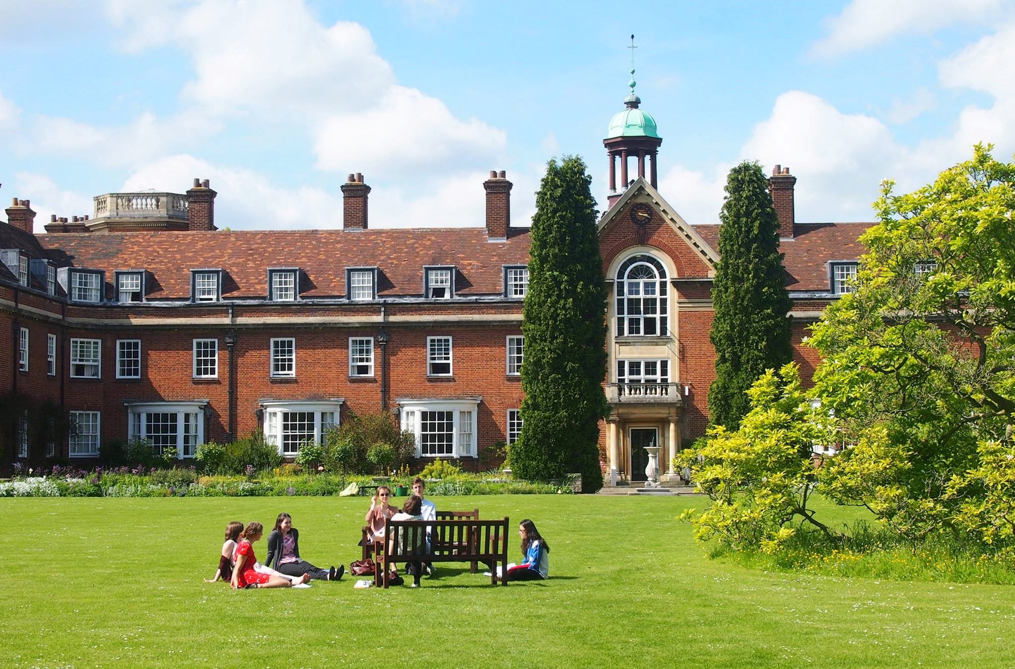 Transform Your Future with Summer School Oxford