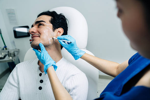 Can Men Benefit From Facelift Treatment Too