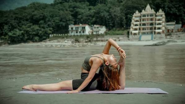 100 hour yoga teacher training course in rishikesh